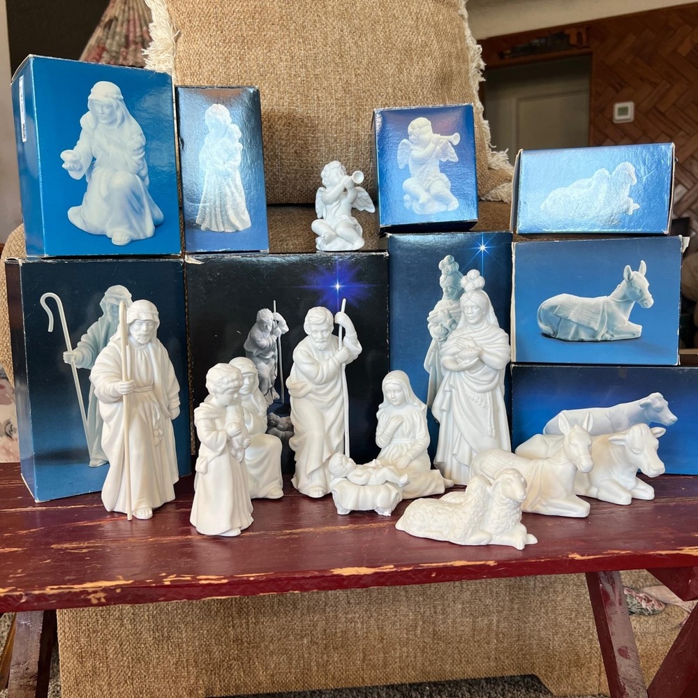 Nativity‎ Collectibles White Bisque Porcelain Figurine Set Christmas Holiday